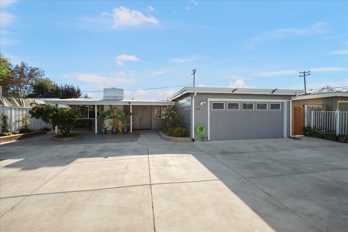 Property Photo:  1419 Hurlingham Way  CA 95127 