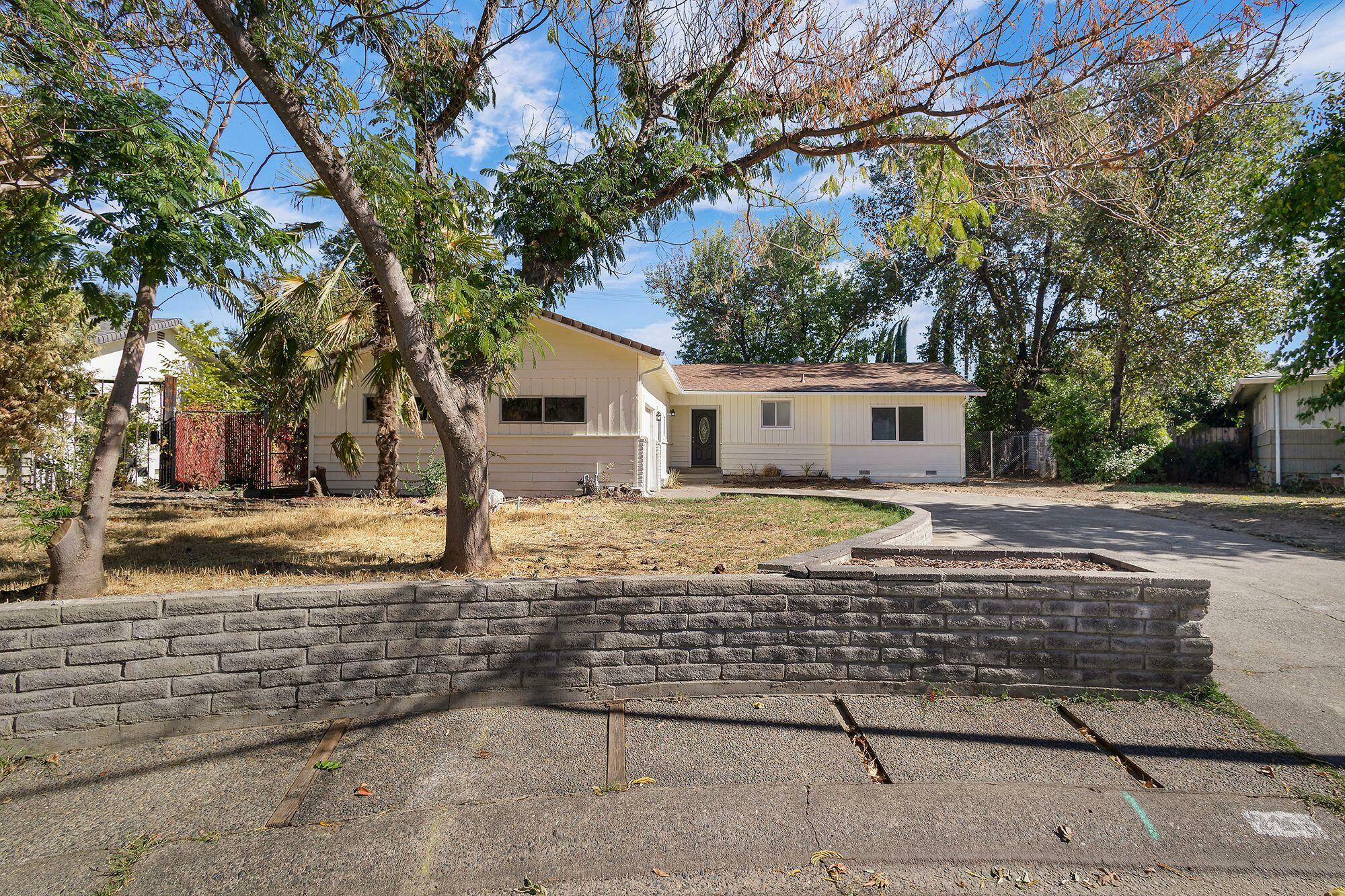 Property Photo:  2163 Sycamore Drive  CA 96001 