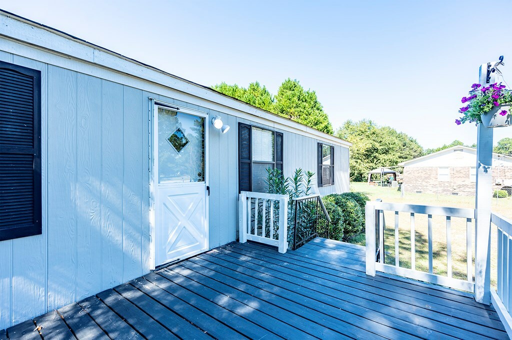 Property Photo:  198 First  GA 31763 