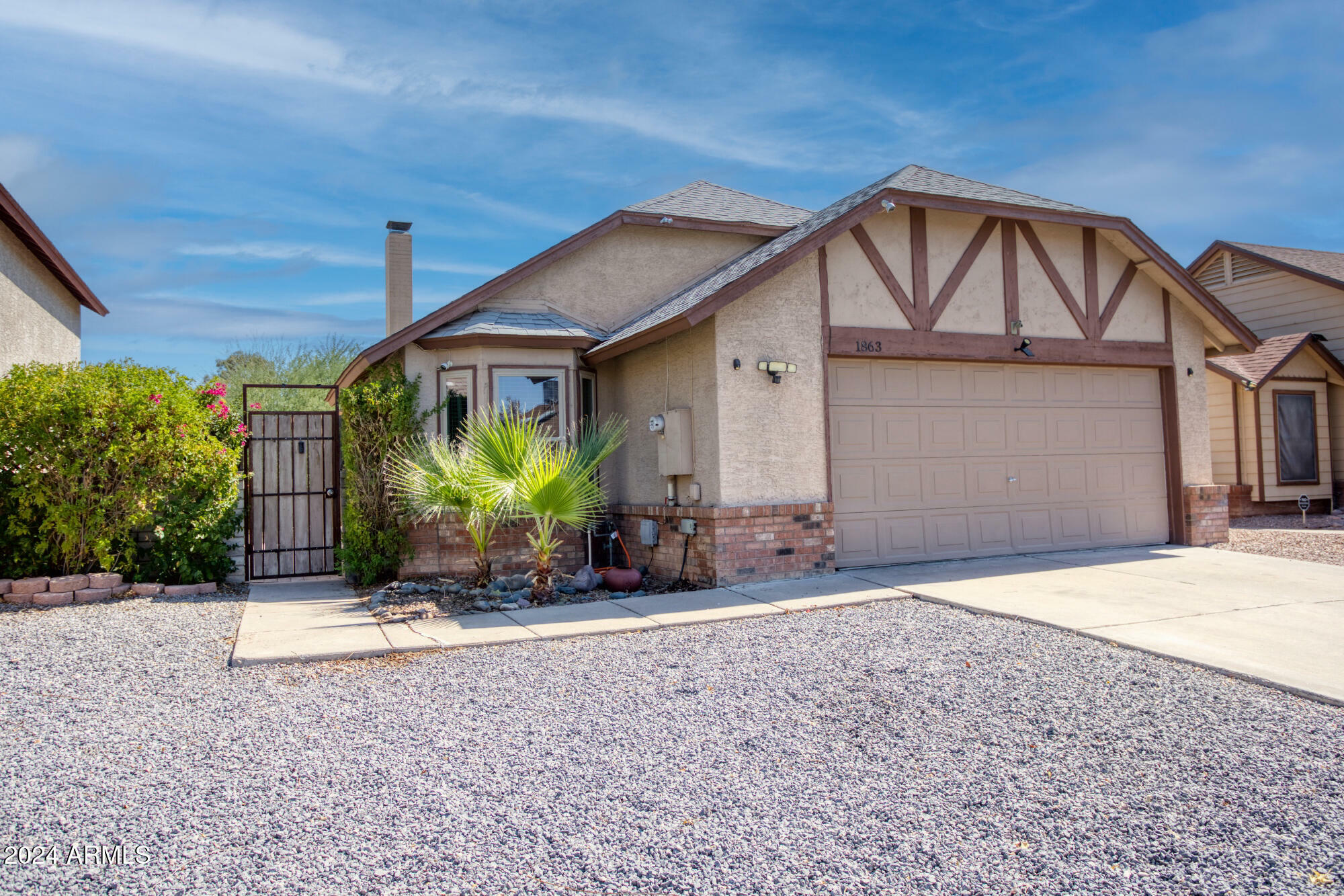 Property Photo:  1863 S Hall Street  AZ 85204 