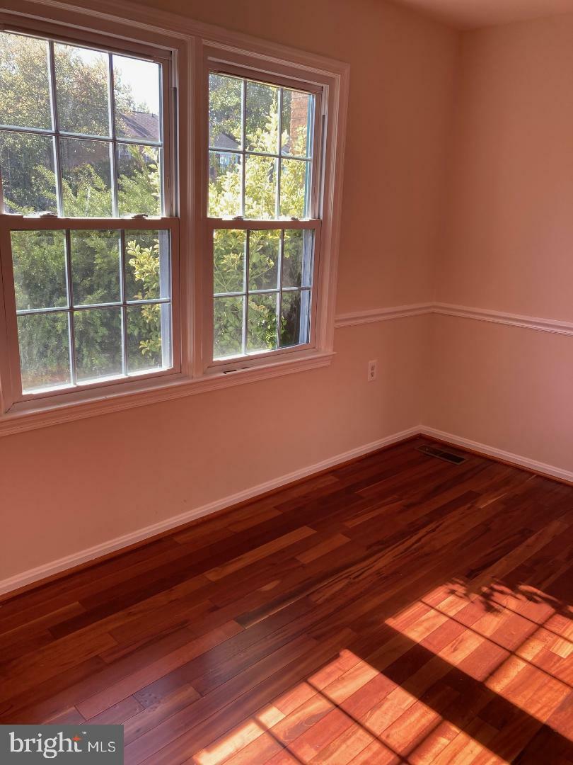 Property Photo:  3038 Seminole Road  VA 22192 