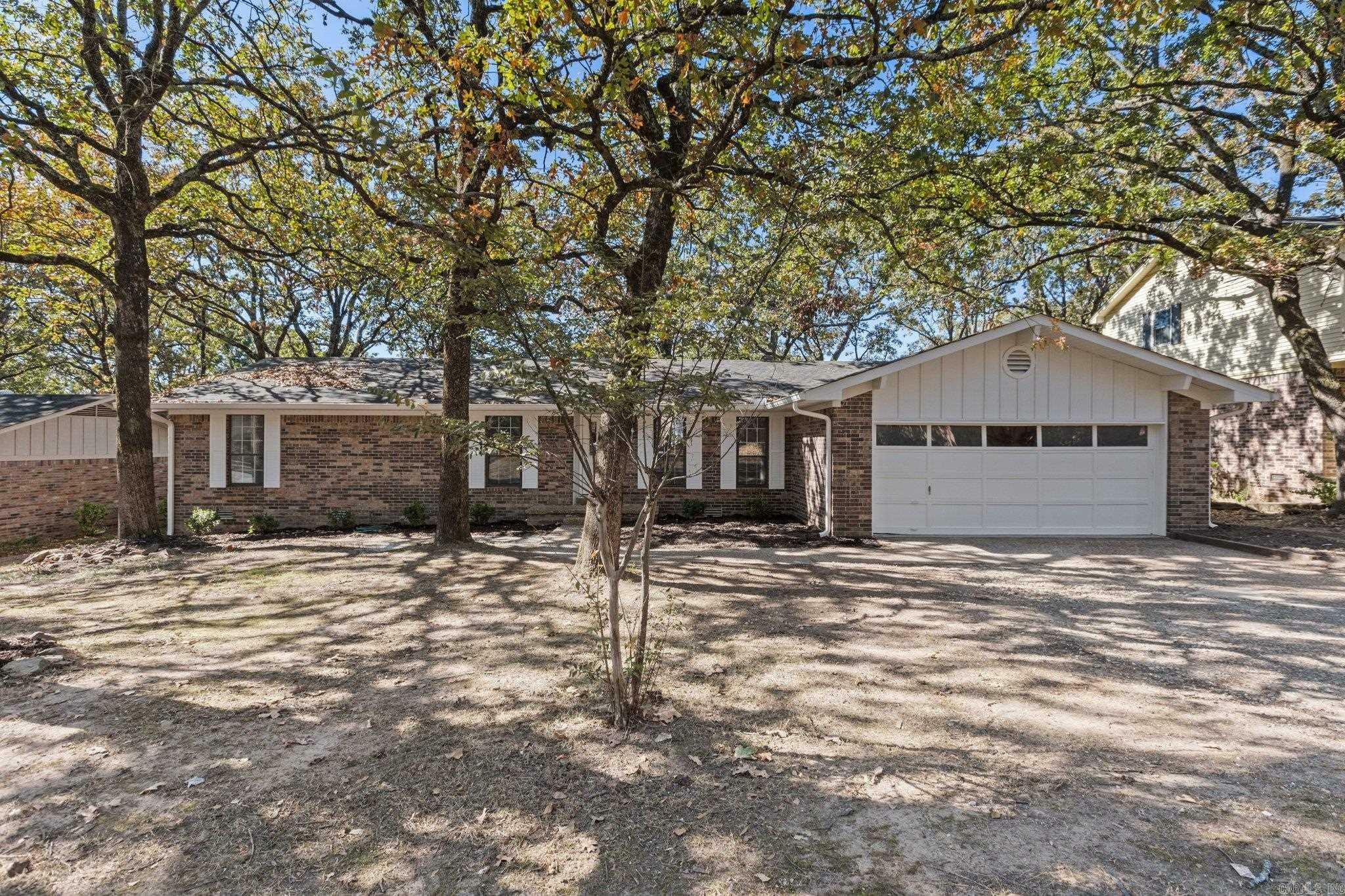 Property Photo:  7613 Tomahawk Drive  AR 72116 