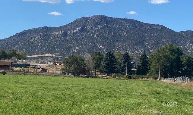 Property Photo: 323 East 40th North Street NV 89301