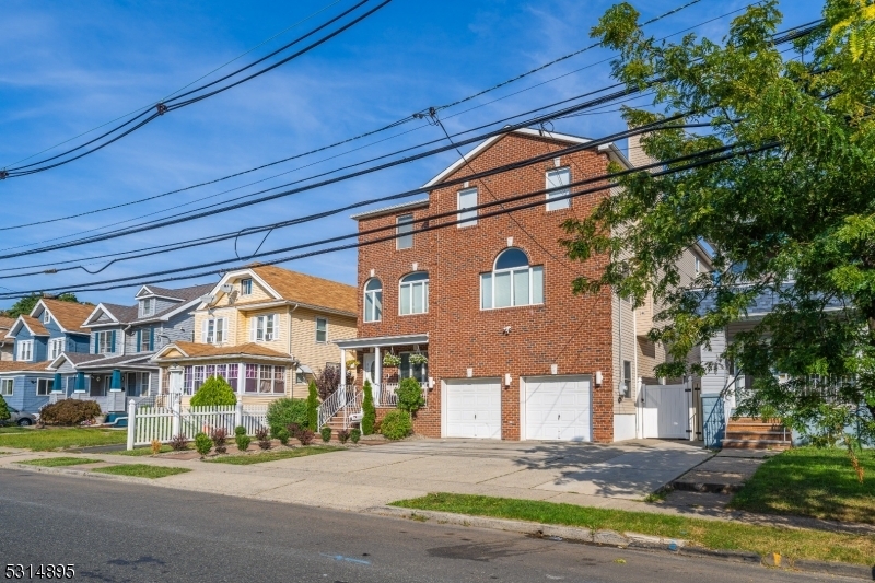 Property Photo:  823 Cross Ave  NJ 07208 