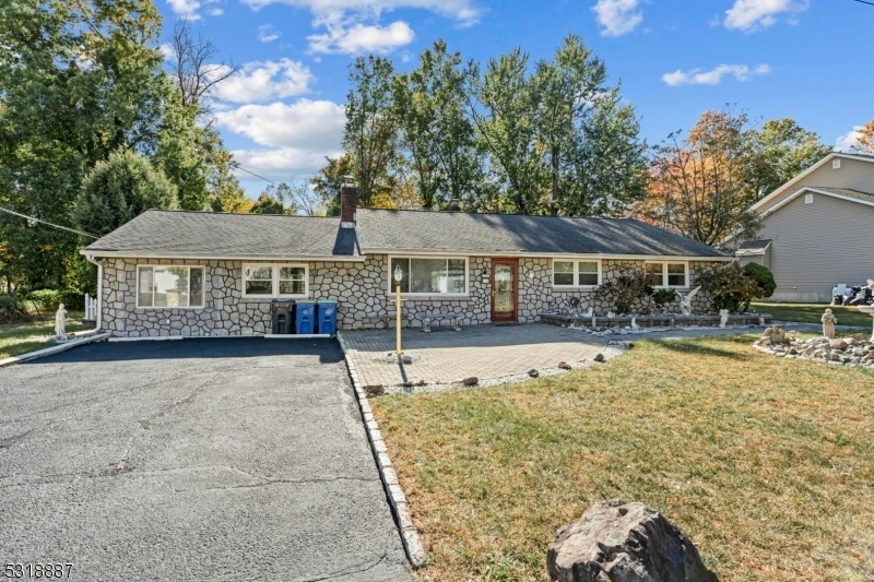 Property Photo:  114 Adams St  NJ 08873 