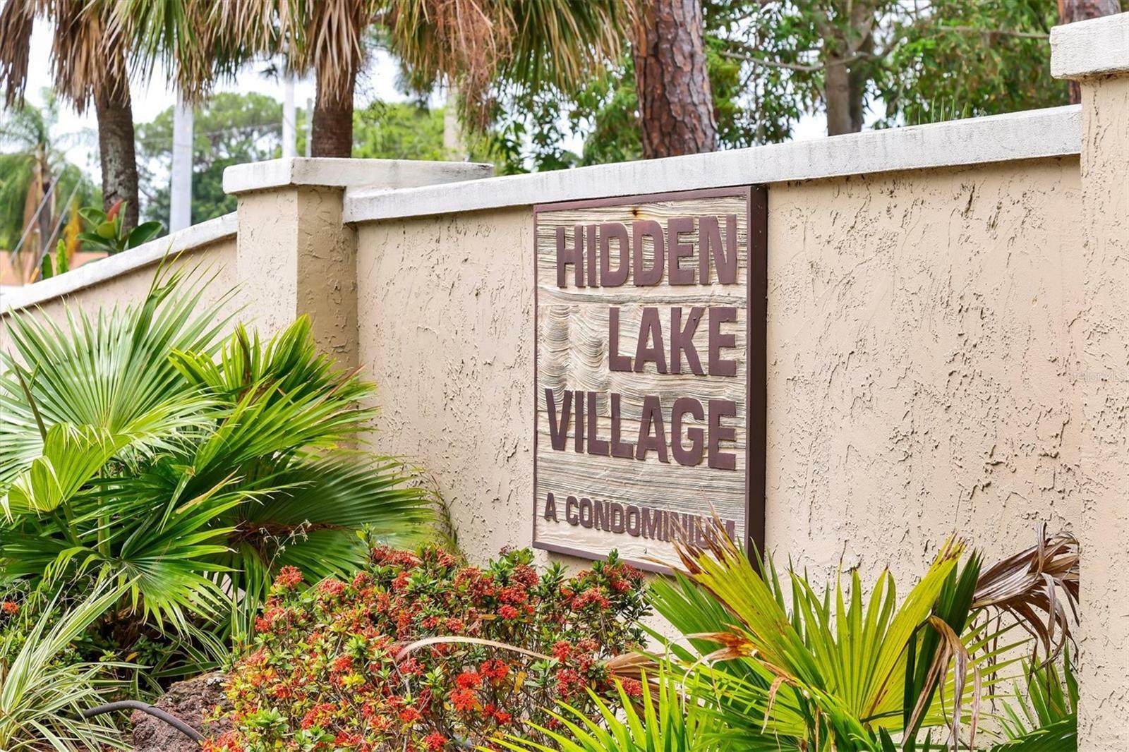 Property Photo:  2633 Pine Lake Terrace D  FL 34237 