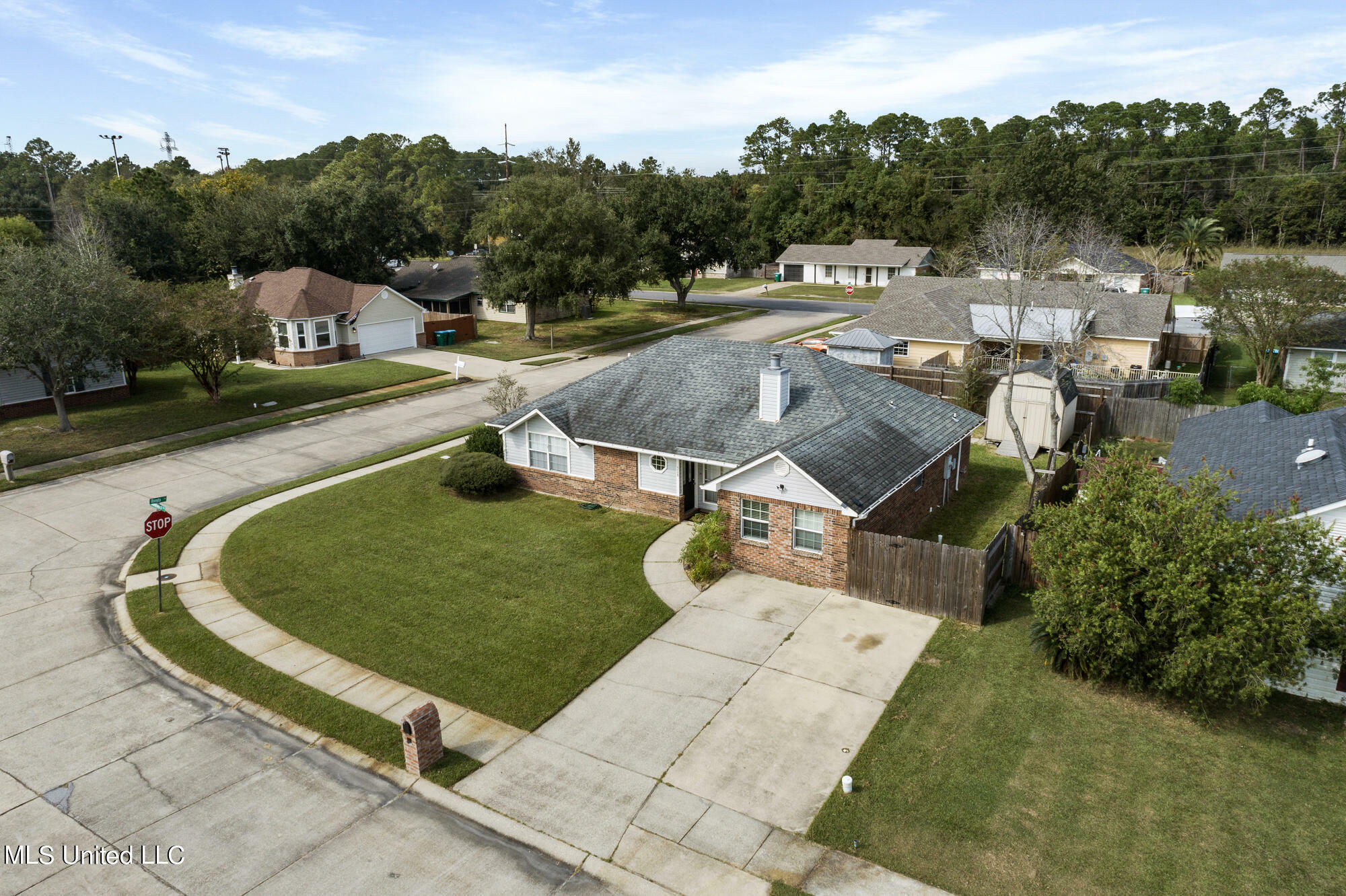 Property Photo:  508 Woodward Drive  MS 39564 