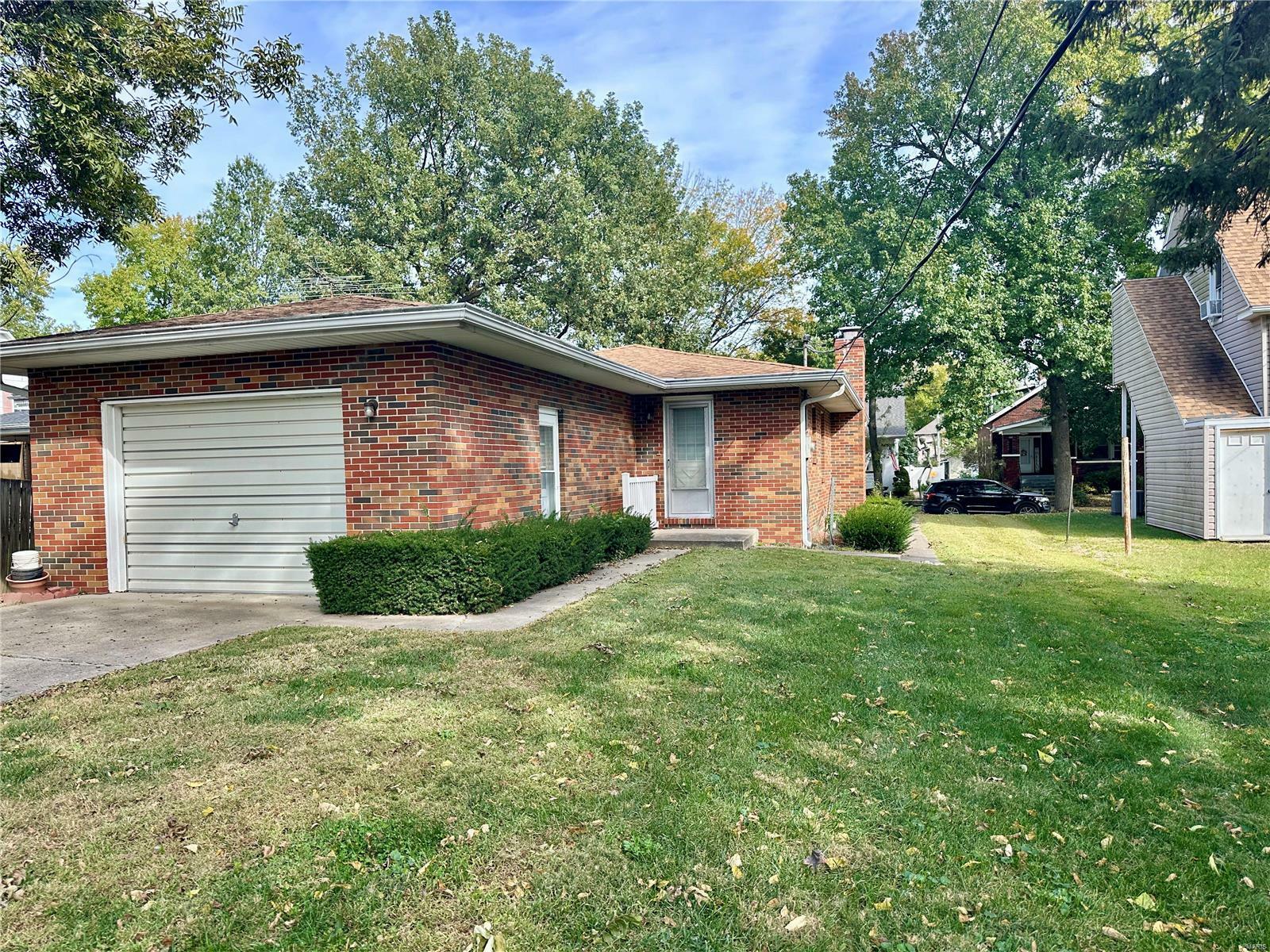 Property Photo:  716 Zschokke Street  IL 62249 