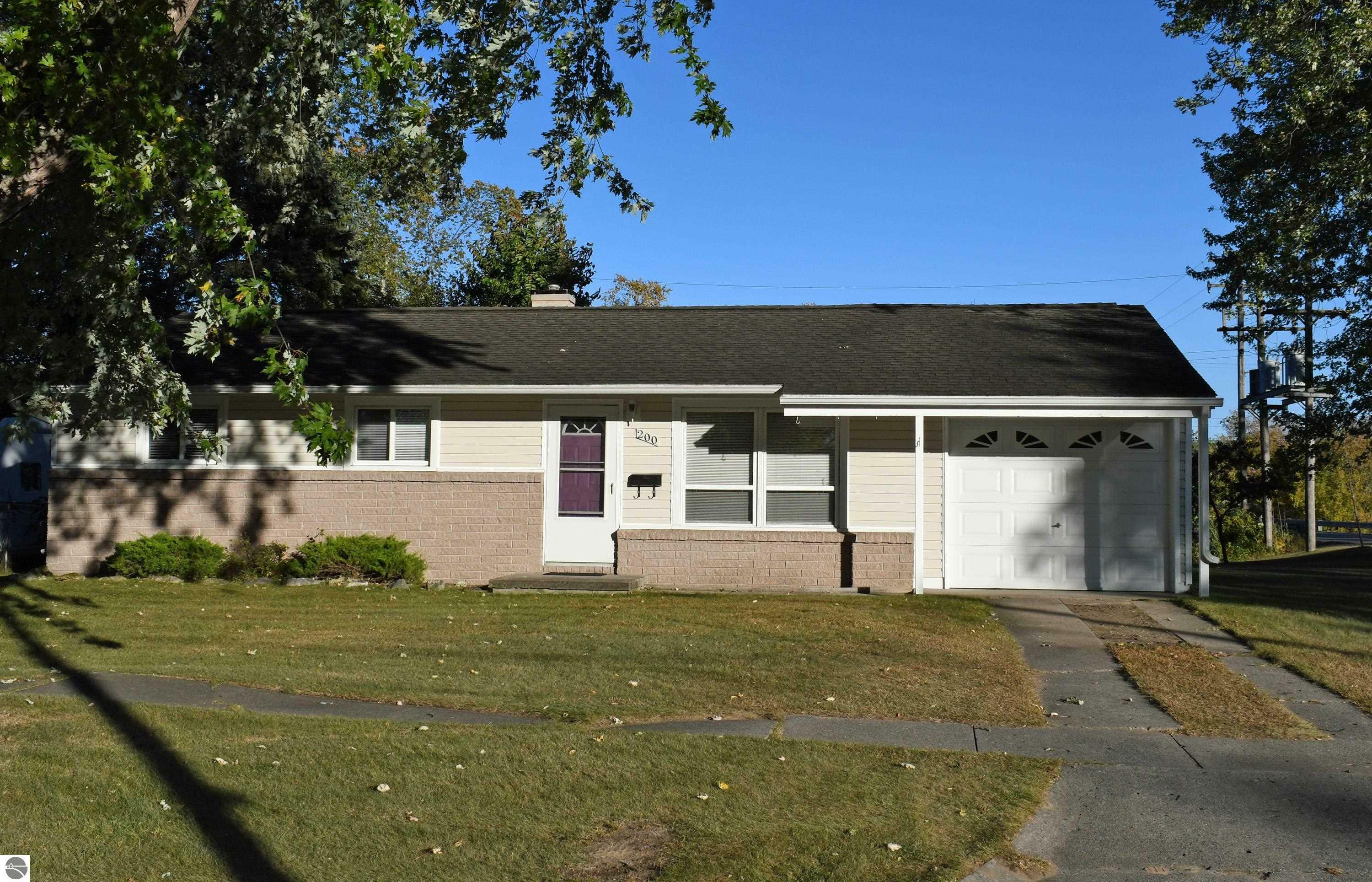 Property Photo:  200 Ottawas Court  MI 48750 