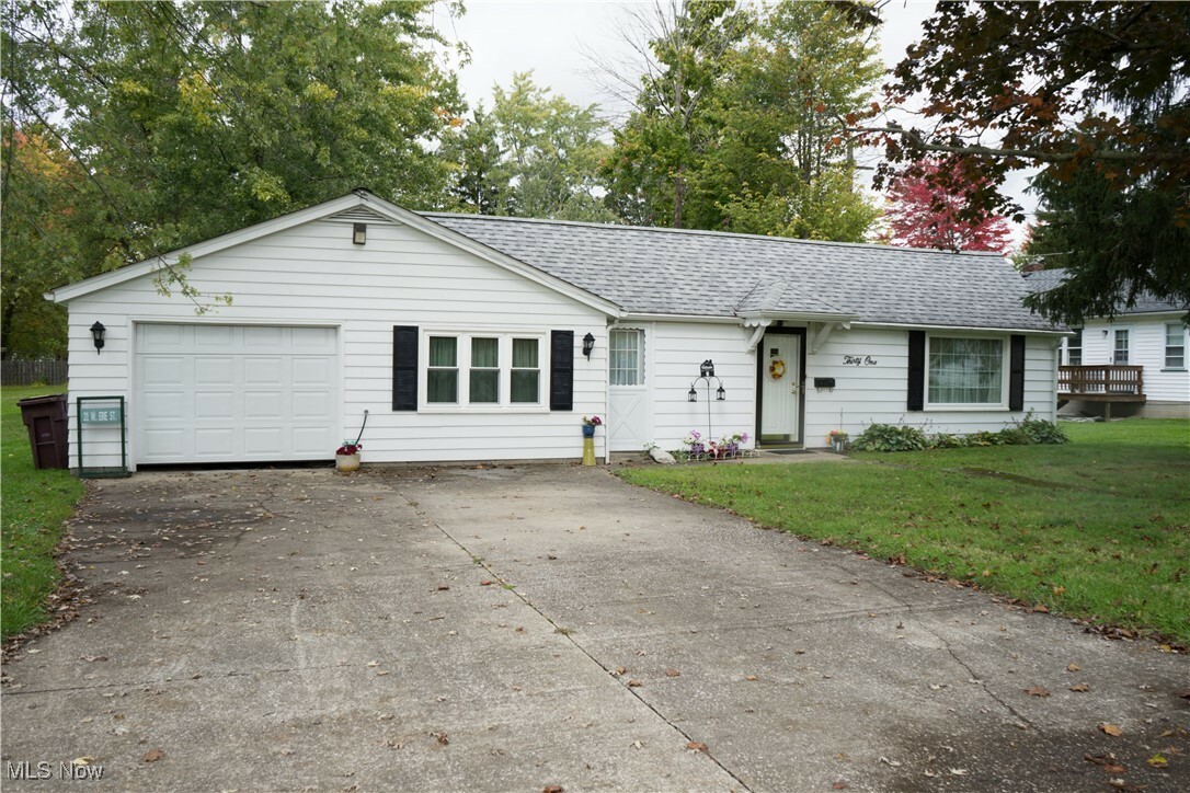 Property Photo:  31 W Erie Street  OH 44047 