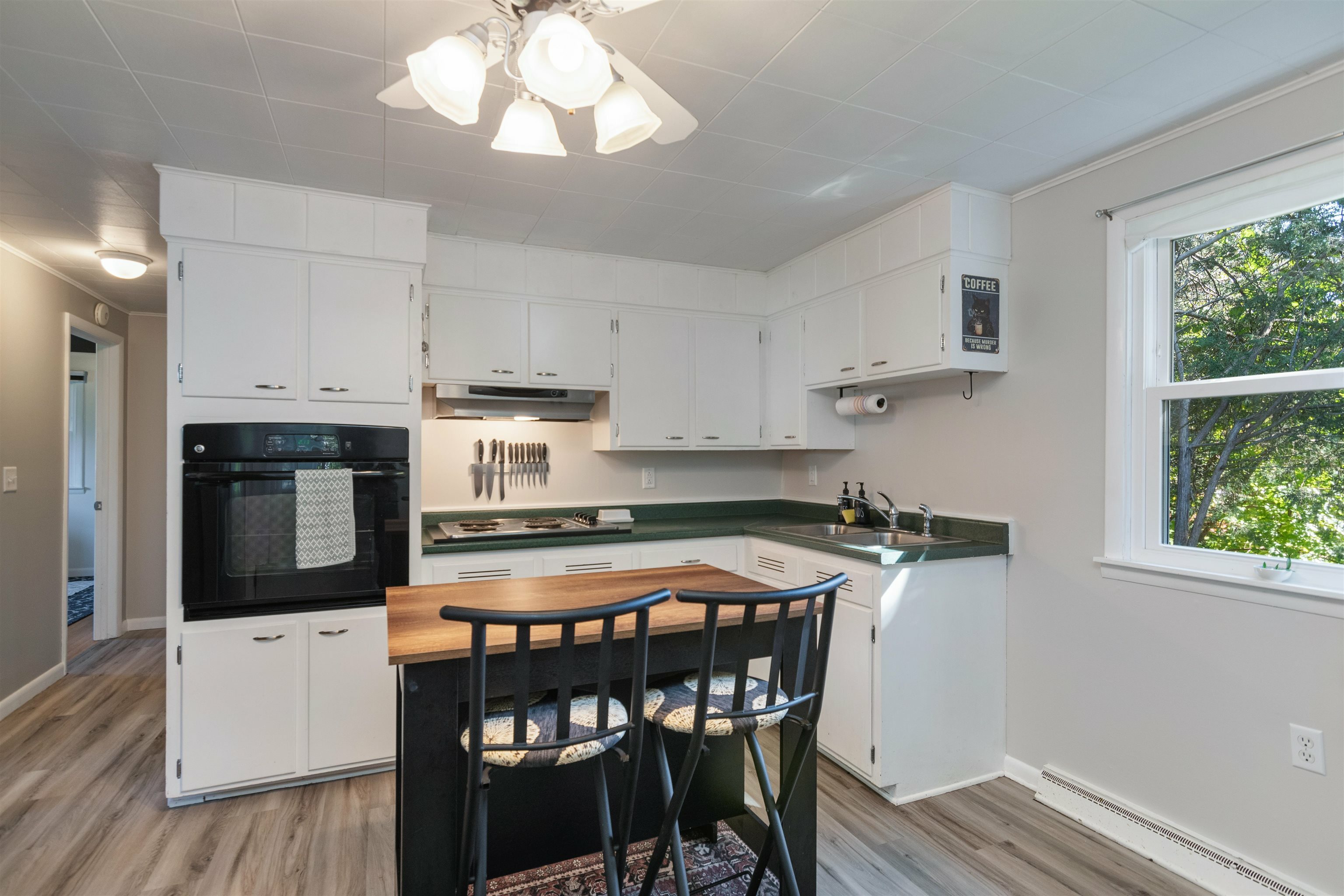 Property Photo:  2802 Malletts Bay Avenue  VT 05446 