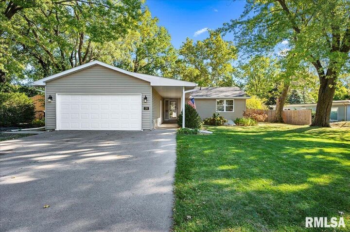 130 E High Point Road  Peoria IL 61614 photo