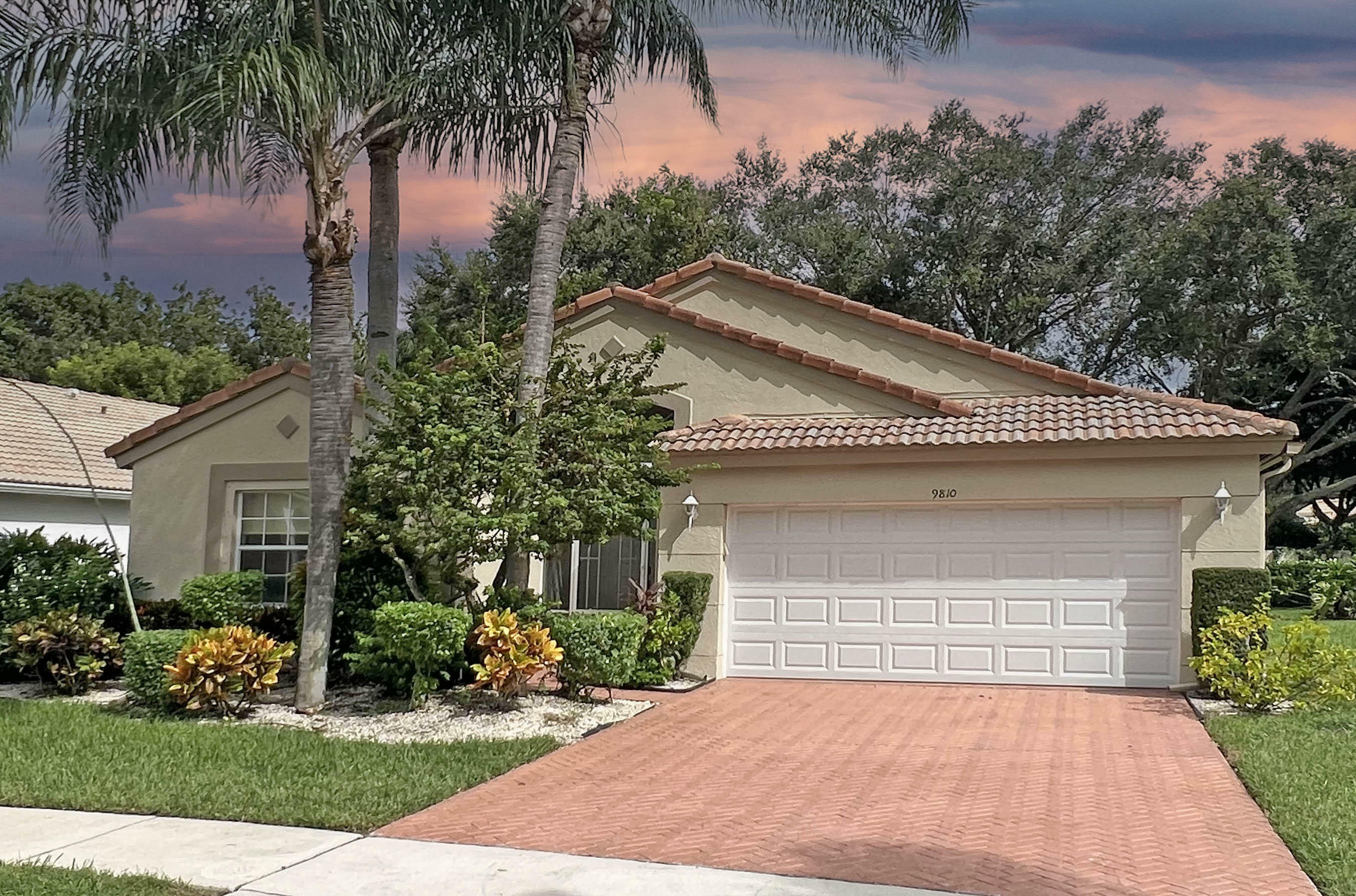 Property Photo:  9810 Arbor View Drive S  FL 33437 