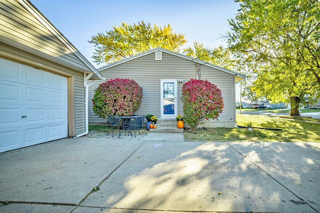 Property Photo:  1304 Nicolet Street  WI 53546 