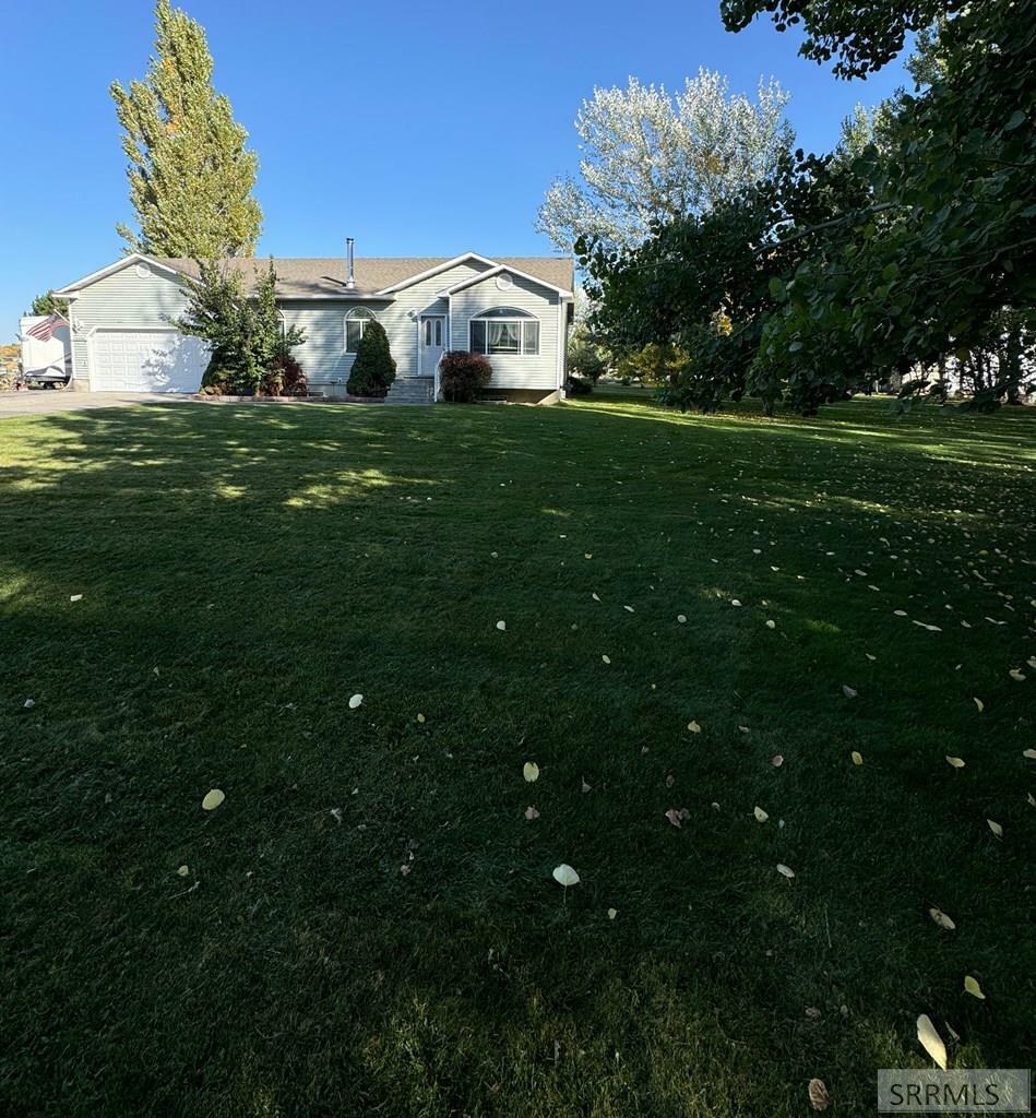 Property Photo:  406 N 4083 E  ID 83442 