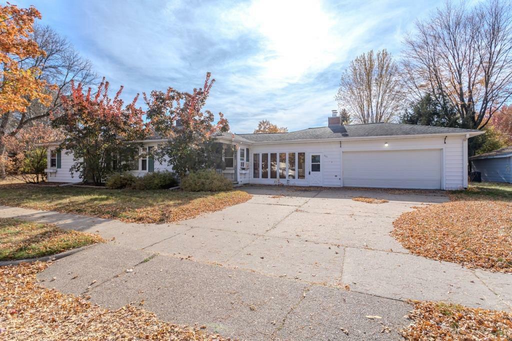 Property Photo:  901 Ross Avenue  WI 54403 