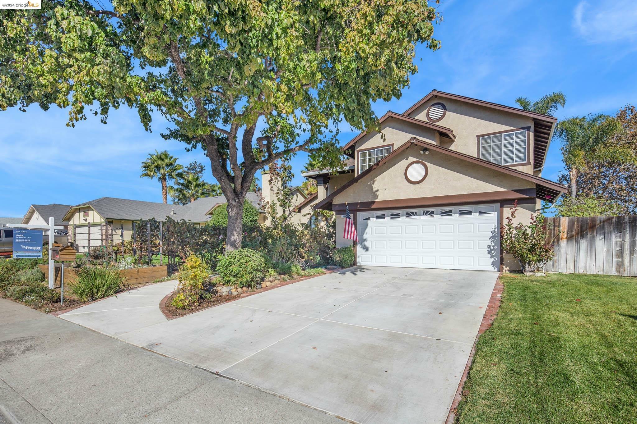 Property Photo: 964 Stonegate Cir CA 94561