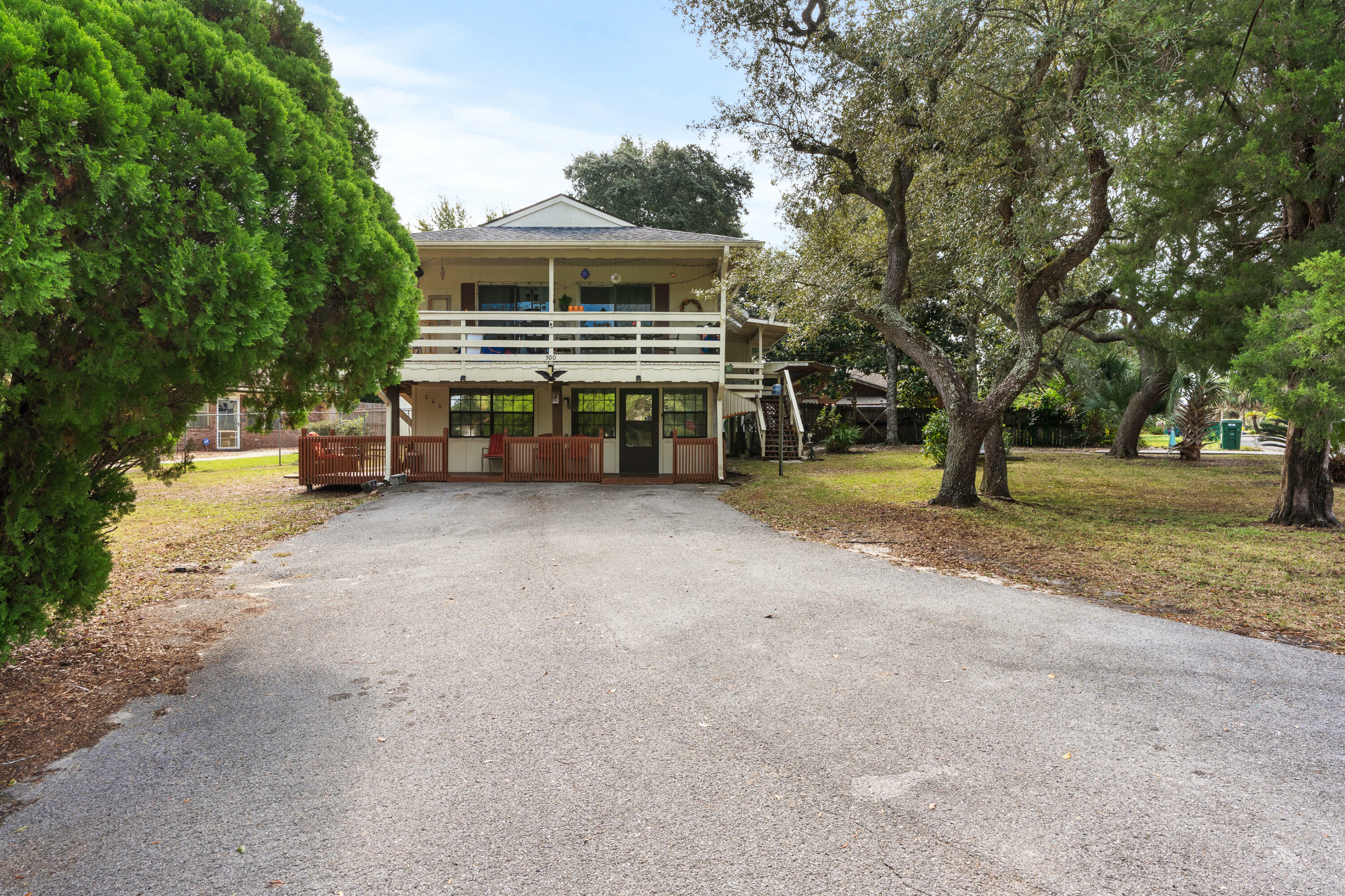 Property Photo: 500 Kelly Street FL 32541