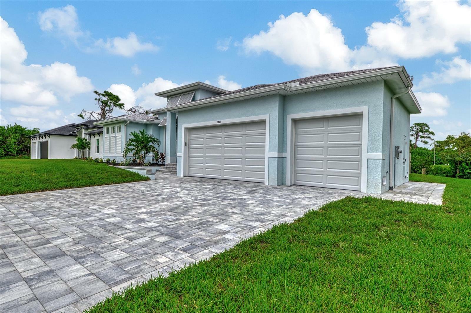 Property Photo:  1411 Liggett Circle  FL 33953 