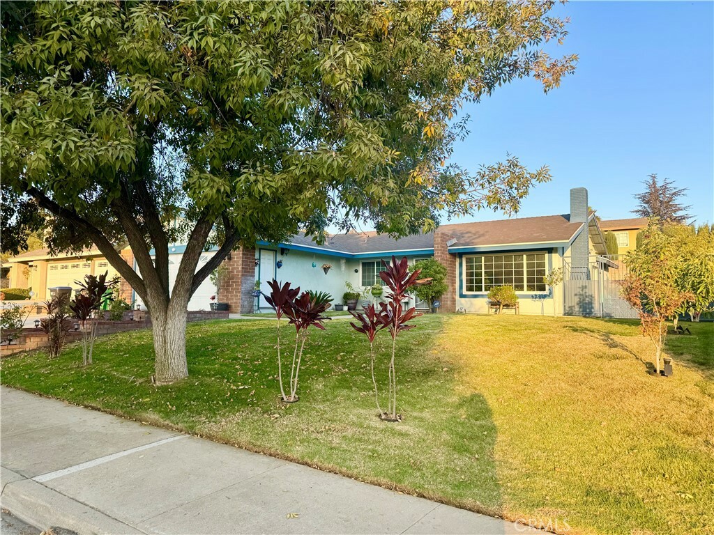 Property Photo:  4704 Fox Glen Avenue  CA 91750 