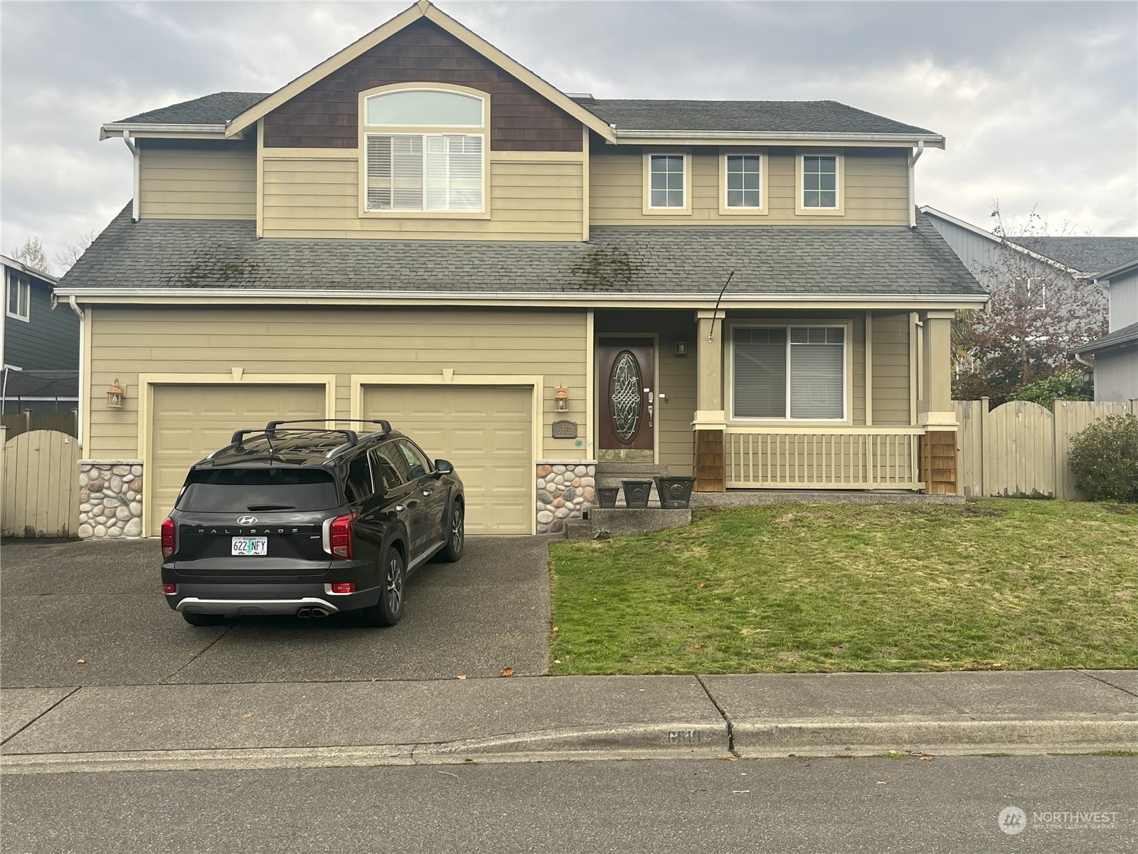 Property Photo:  6519 76th Drive NE  WA 98270 