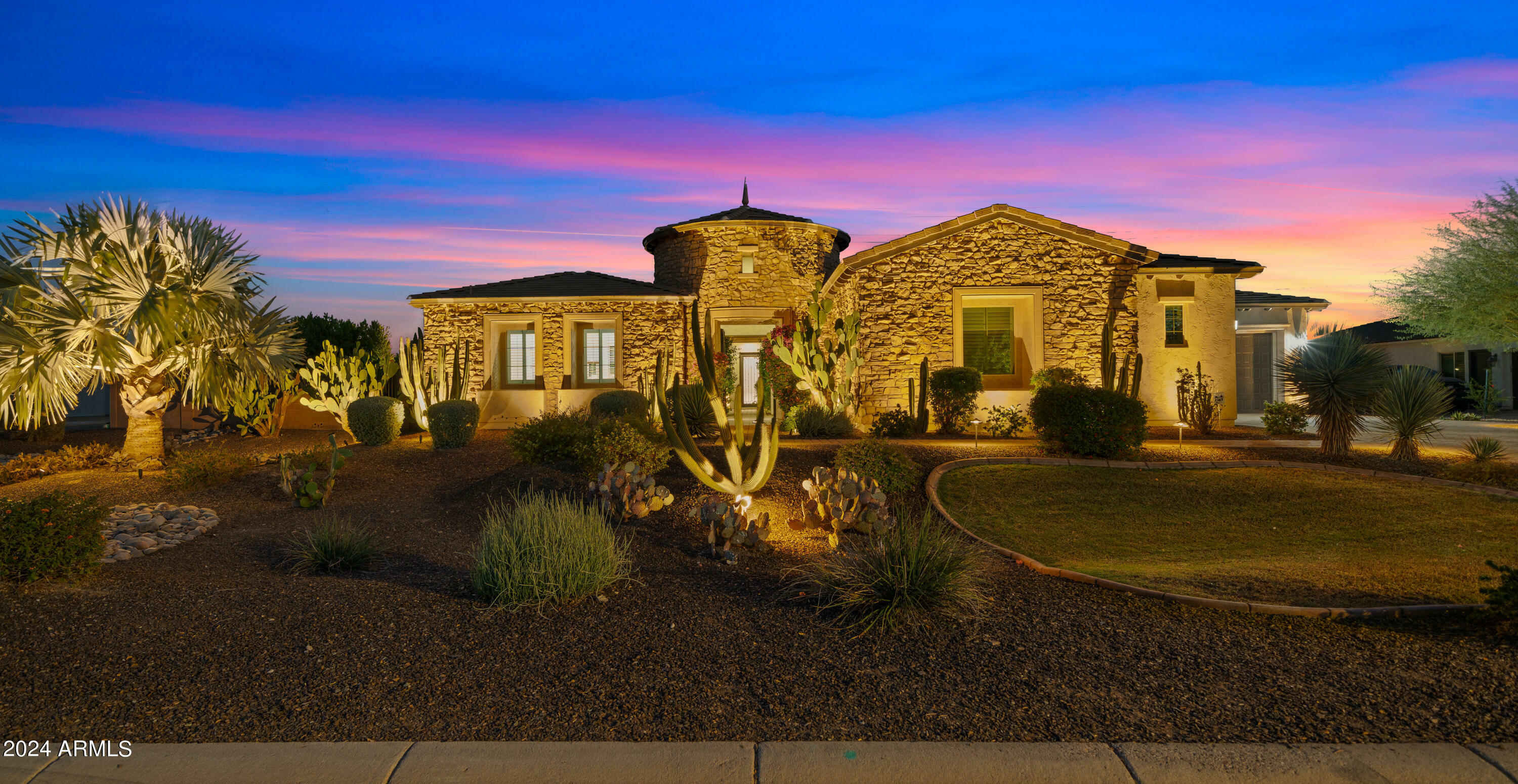 Property Photo:  4509 S Banning Drive  AZ 85297 