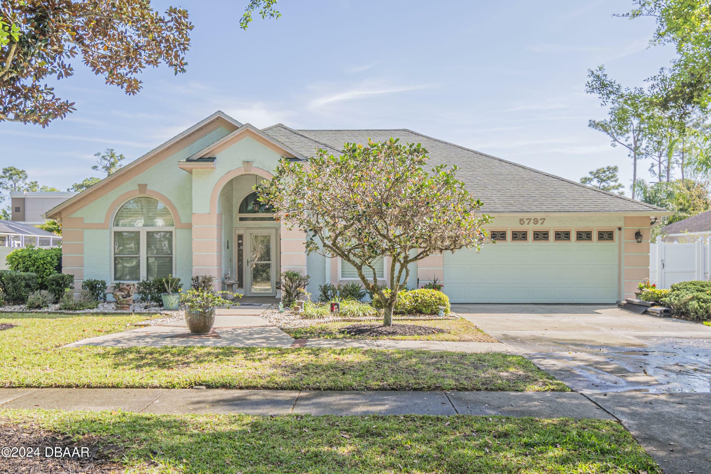 Property Photo:  5797 Windsor Hill Drive  FL 32128 