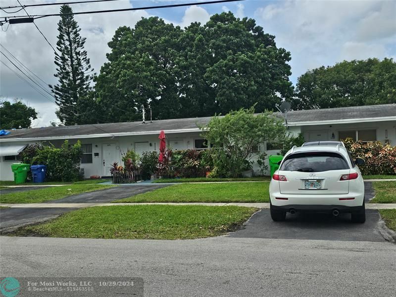 Property Photo:  1681 NW 60th Ave D  FL 33313 