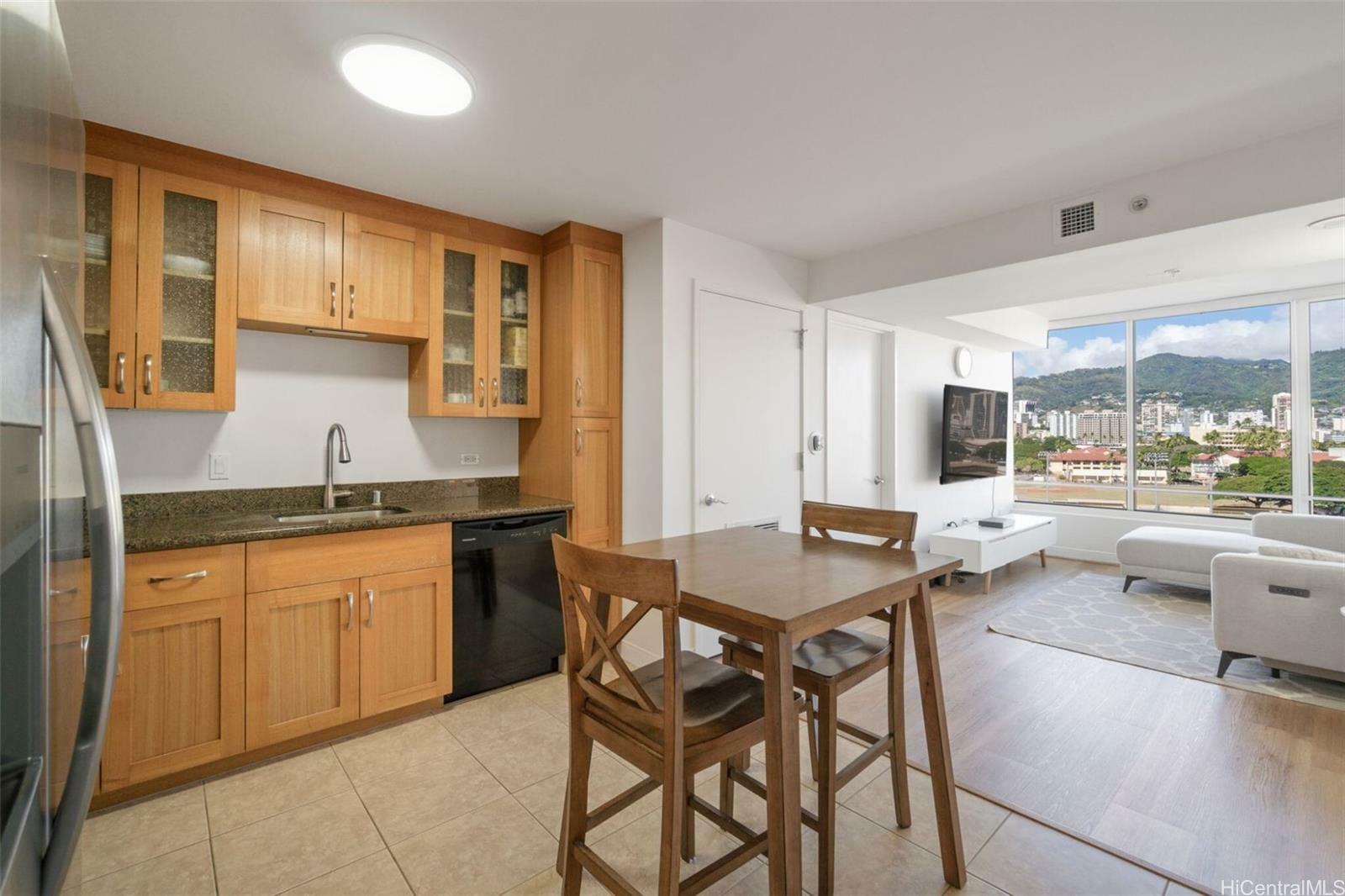 Property Photo:  1009 Kapiolani Boulevard 902  HI 96814 