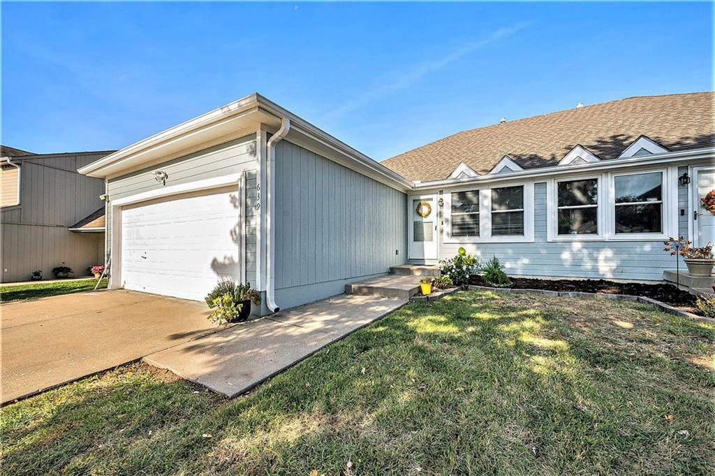 Property Photo: 639 NE Swann Circle MO 64086