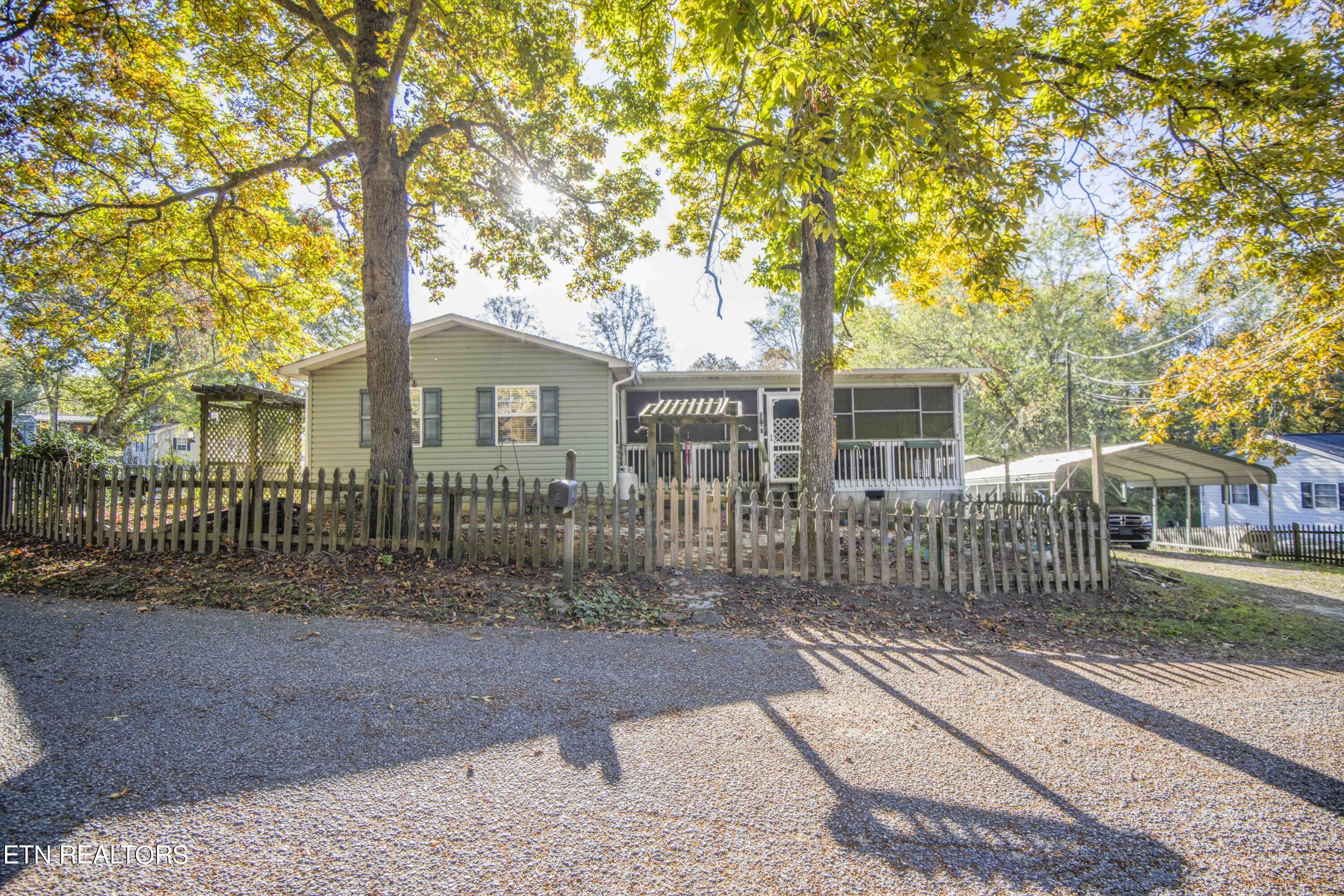 Property Photo:  217 Jackson Drive  TN 37748 