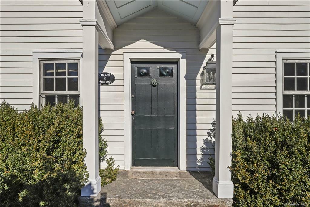 Property Photo:  6 Jingle Lane  NY 10506 