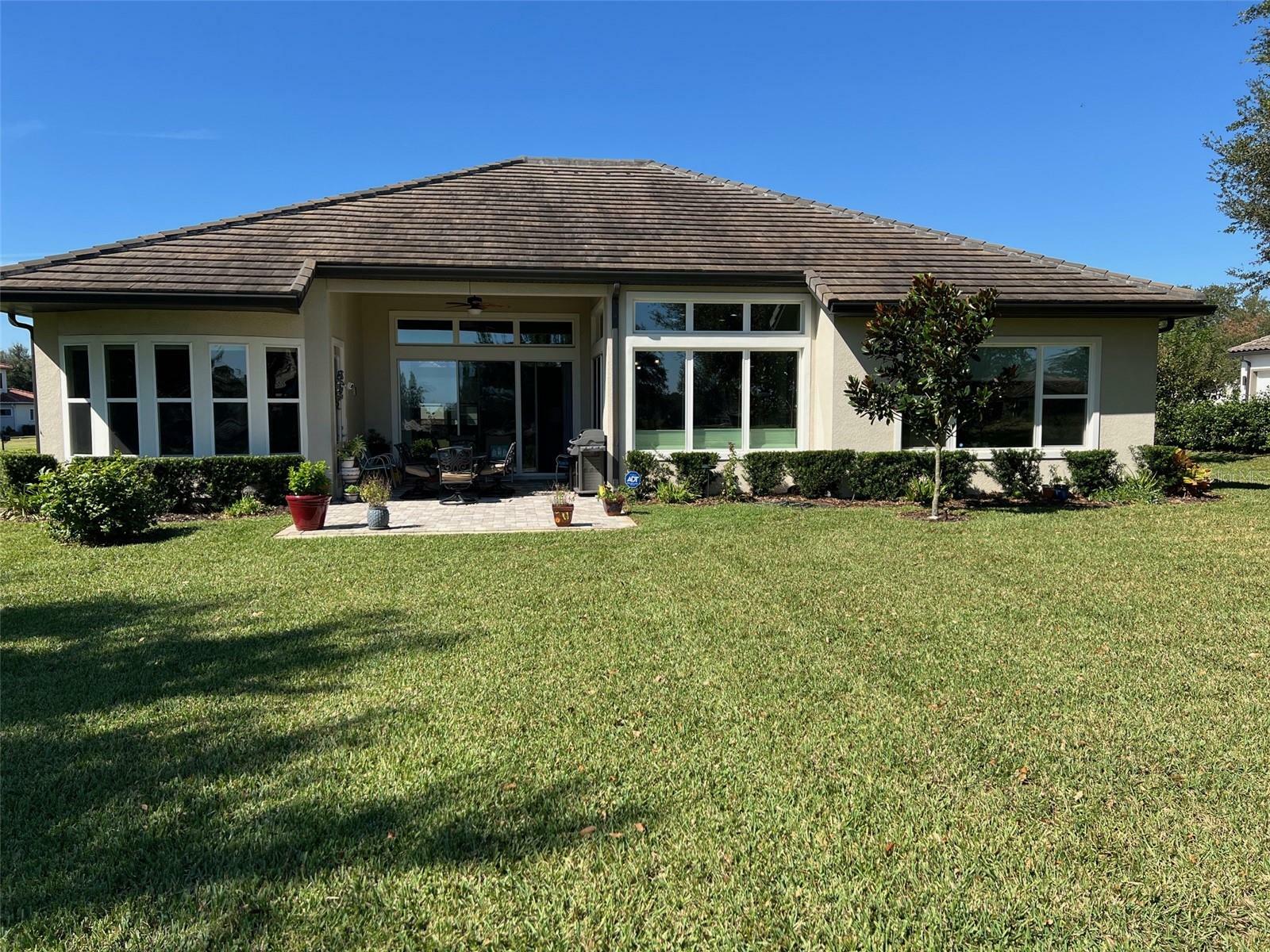 Property Photo: 25877 Crossings Bluff Lane FL 32776