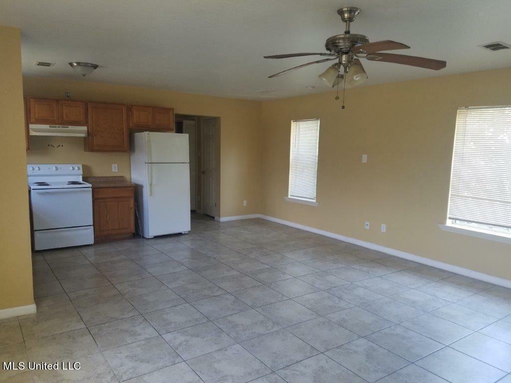 269 Crawford Street  Biloxi MS 39530 photo