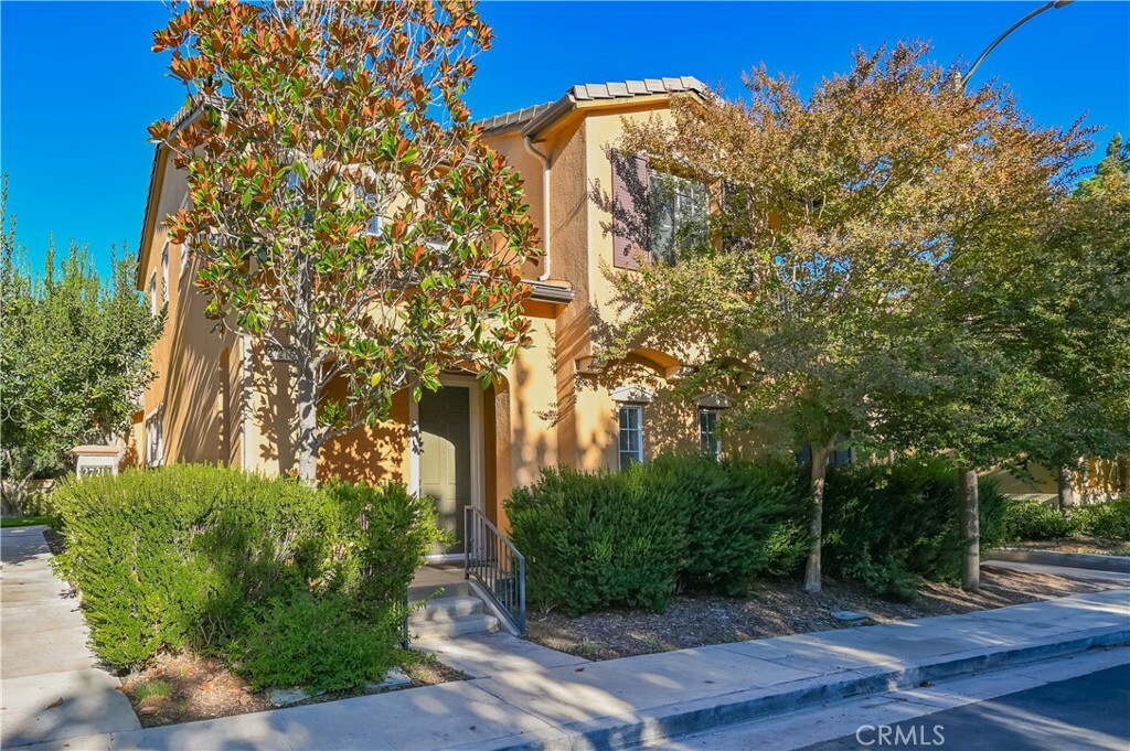 Property Photo:  27216 Valderrama Drive  CA 91381 