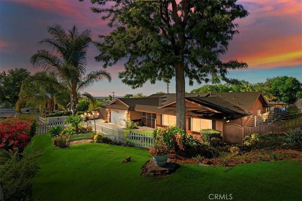 Property Photo:  191 Grulla Court  CA 92860 