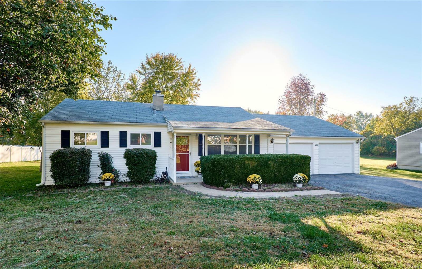 Property Photo:  206 Hillsdale Drive  MO 63011 