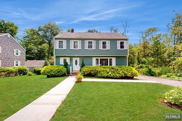 Property Photo:  34 Sand Hill Road  NJ 07960 