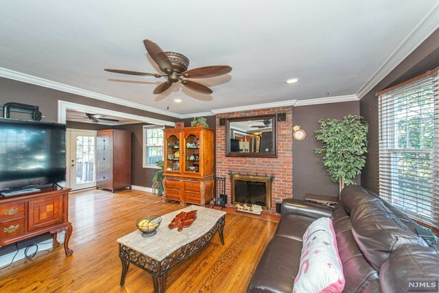 Property Photo:  27 Virginia Road  NJ 07045 