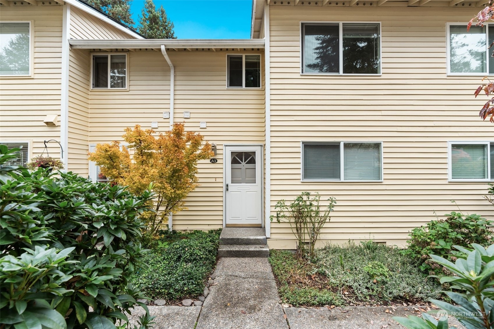 Property Photo:  10014 NE 120th Street A3  WA 98034 