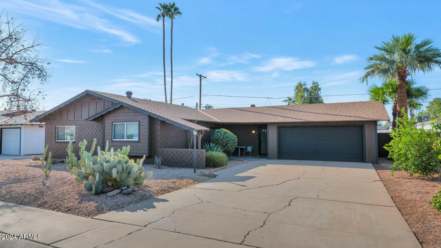 Property Photo:  8619 E Thornwood Drive  AZ 85251 