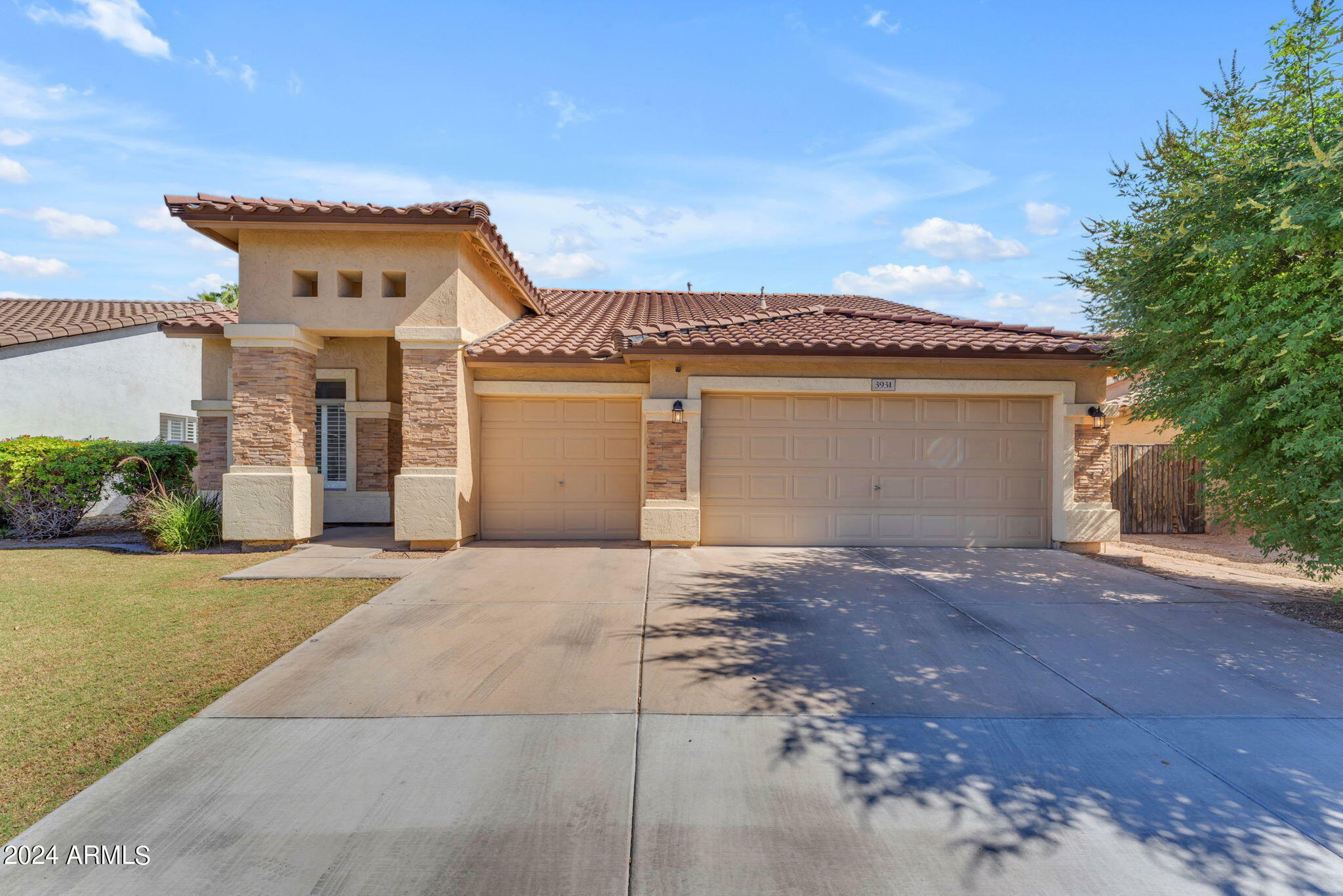 Property Photo:  3931 S Hollyhock Place  AZ 85248 