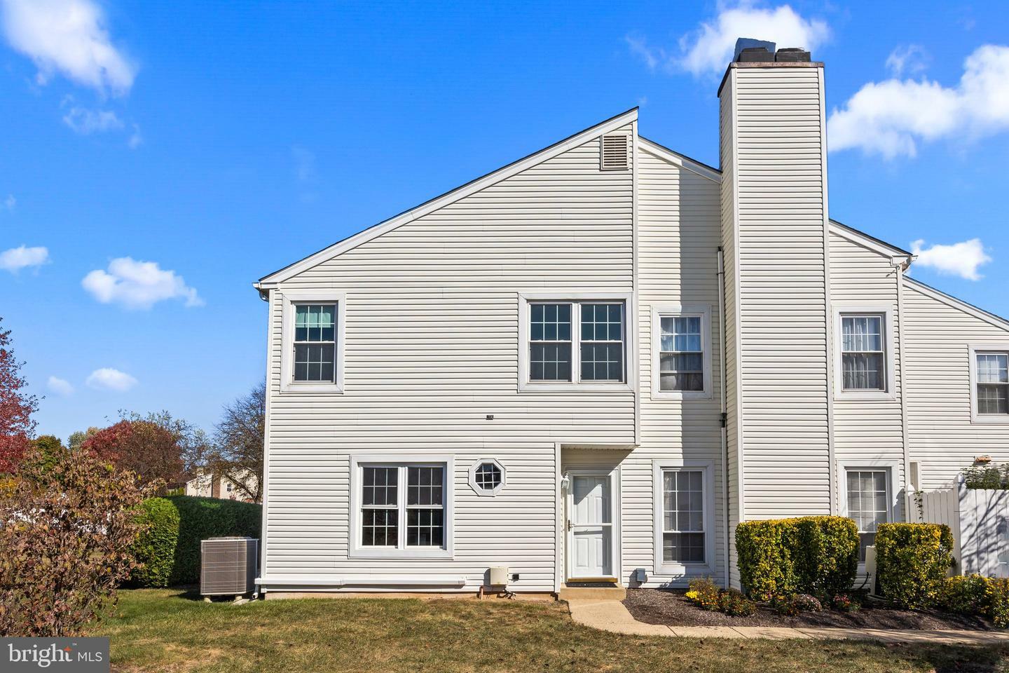 Property Photo: 55 Portsmouth Court PA 18966