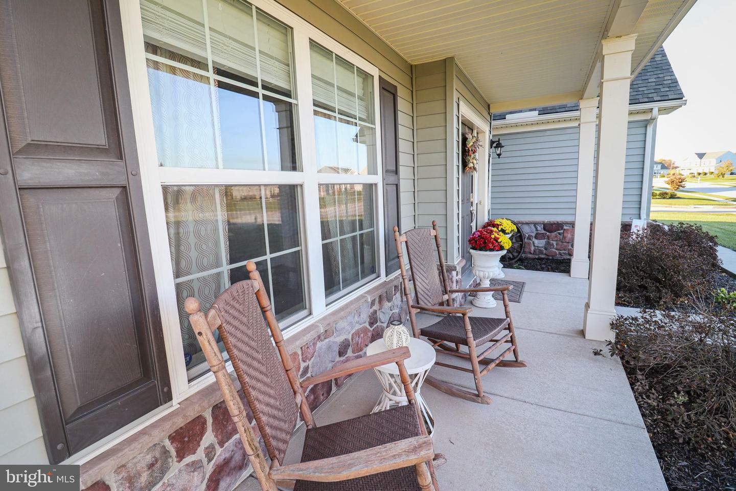 Property Photo:  64 Holly Court  PA 17316 