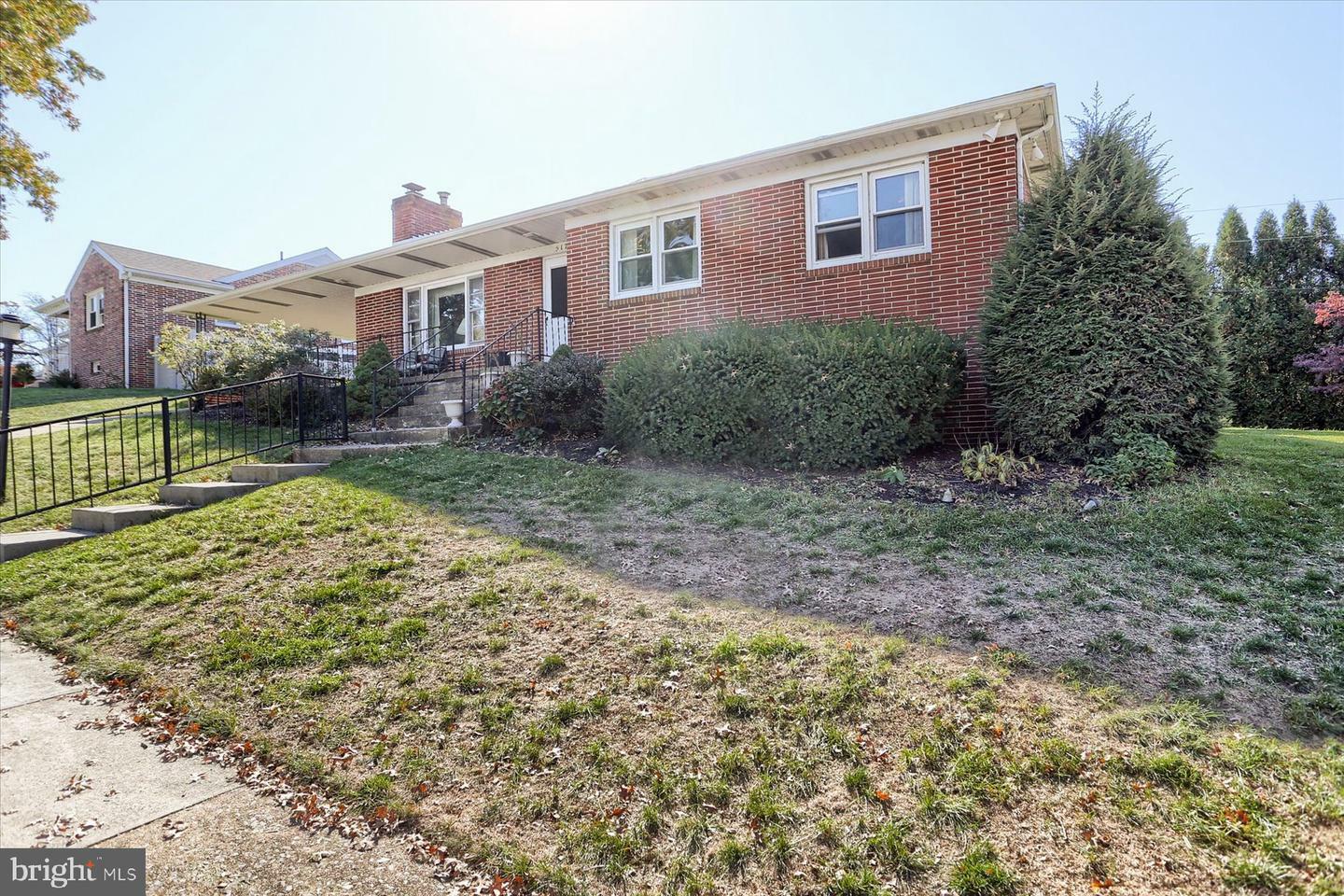 Property Photo:  517 Altavista Avenue  PA 17109 