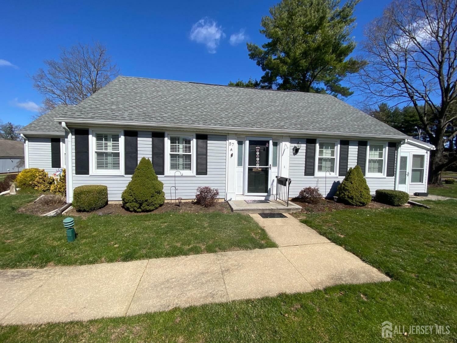 Property Photo:  57 Fairfield Lane A  NJ 08831 