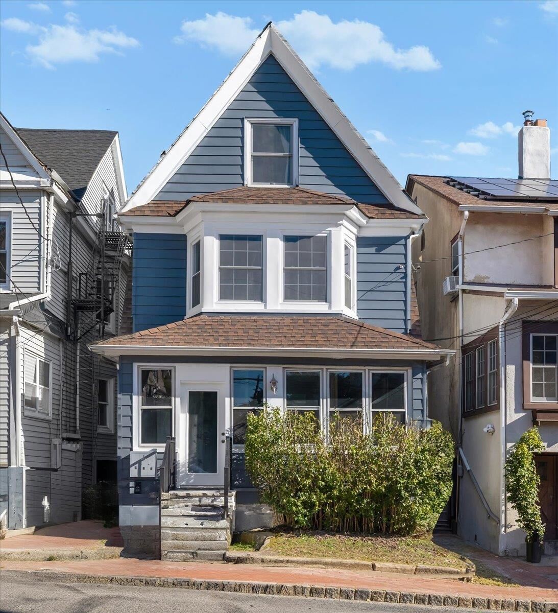 Property Photo:  21 Valley Pl  NJ 07020 