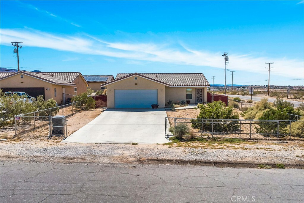 Property Photo:  6528 29 Palms  CA 92277 