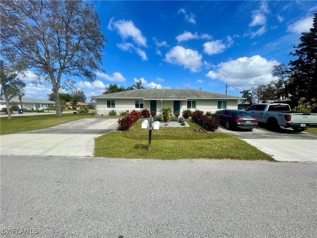 Property Photo:  9141/9143 Carolina Street  FL 34135 