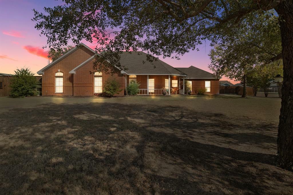 Property Photo:  255 Holder Trail  TX 75071 